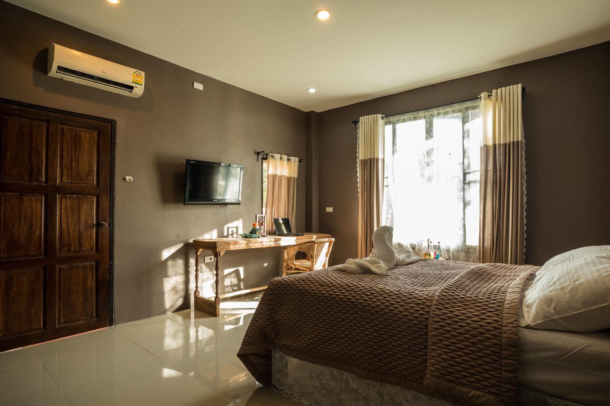 Hotel Pai Nai Fun Zewnętrze zdjęcie